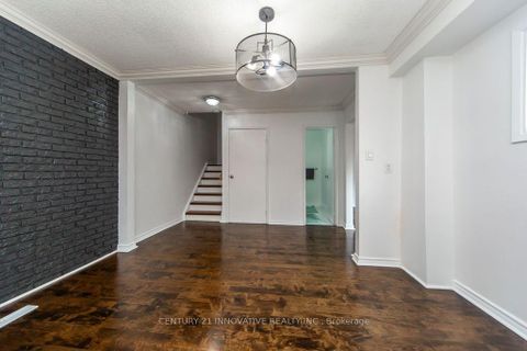 Photo 10 at 52 - 2 Dailing Gate NE, Malvern, Toronto