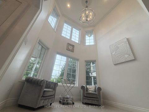 Photo 4 at 27 Glasgow Crescent, Keswick South, Georgina
