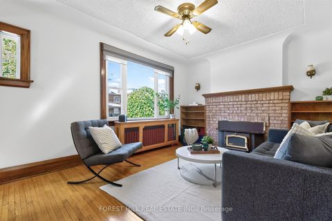 Photo 4 at 11 Yarrow Road, Eglinton West, Toronto