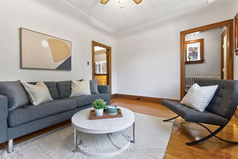 Photo 6 at 11 Yarrow Road, Eglinton West, Toronto