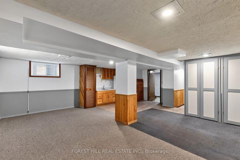 Photo 28 at 11 Yarrow Road, Eglinton West, Toronto