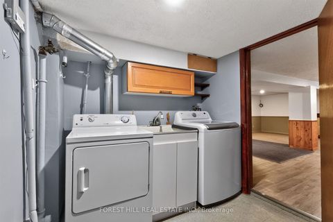 Photo 31 at 11 Yarrow Road, Eglinton West, Toronto