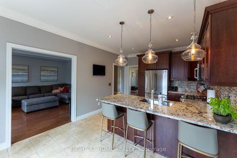 Photo 10 at 1660 Moyer Avenue, Alcona, Innisfil