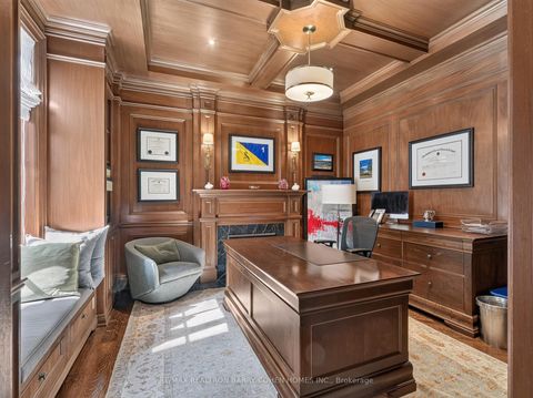Photo 12 at 21 Don Ridge Drive, Windfields, Toronto