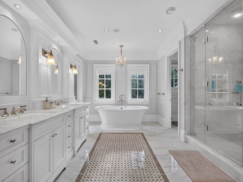 Photo 26 at 21 Don Ridge Drive, Windfields, Toronto