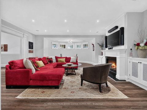 Photo 39 at 21 Don Ridge Drive, Windfields, Toronto