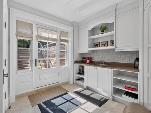 Photo 44 at 21 Don Ridge Drive, Windfields, Toronto