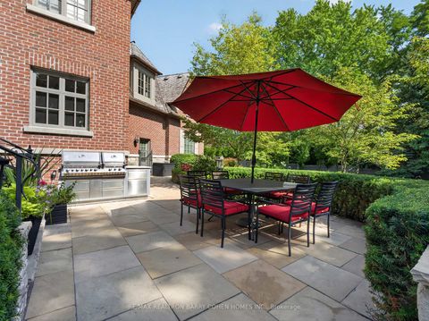 Photo 45 at 21 Don Ridge Drive, Windfields, Toronto