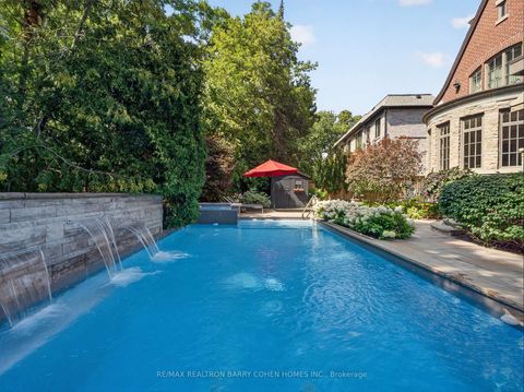 Photo 48 at 21 Don Ridge Drive, Windfields, Toronto