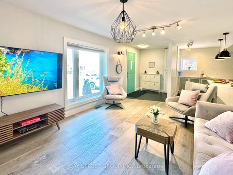 Photo 12 at 99 Park Home Avenue, Willowdale West, Toronto
