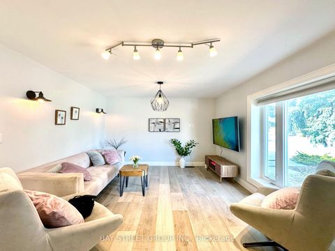Photo 23 at 99 Park Home Avenue, Willowdale West, Toronto