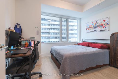 Photo 7 at 815 - 470 Front Street W, Waterfront Communities C1, Toronto