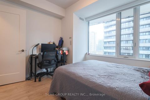Photo 8 at 815 - 470 Front Street W, Waterfront Communities C1, Toronto
