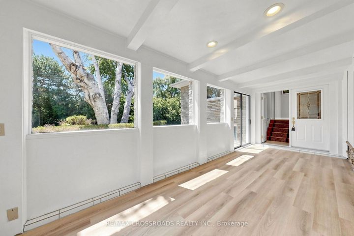 Photo 7 at 15 Alamosa Drive, Bayview Village, Toronto