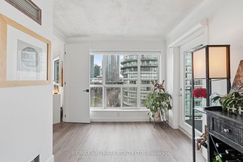 Photo 20 at 705 - 600 Queens Quay W, Waterfront Communities C1, Toronto