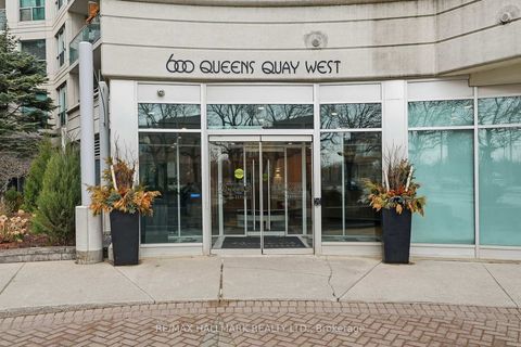 Photo 37 at 705 - 600 Queens Quay W, Waterfront Communities C1, Toronto