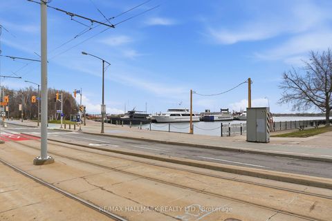 Photo 40 at 705 - 600 Queens Quay W, Waterfront Communities C1, Toronto