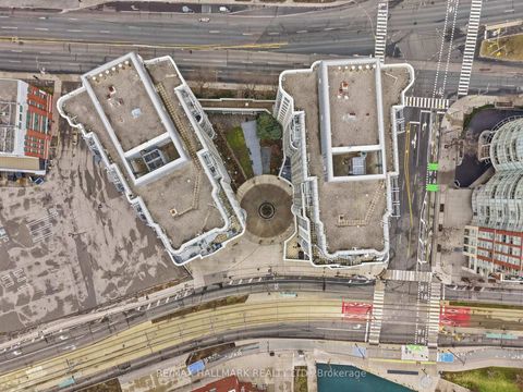 Photo 43 at 705 - 600 Queens Quay W, Waterfront Communities C1, Toronto