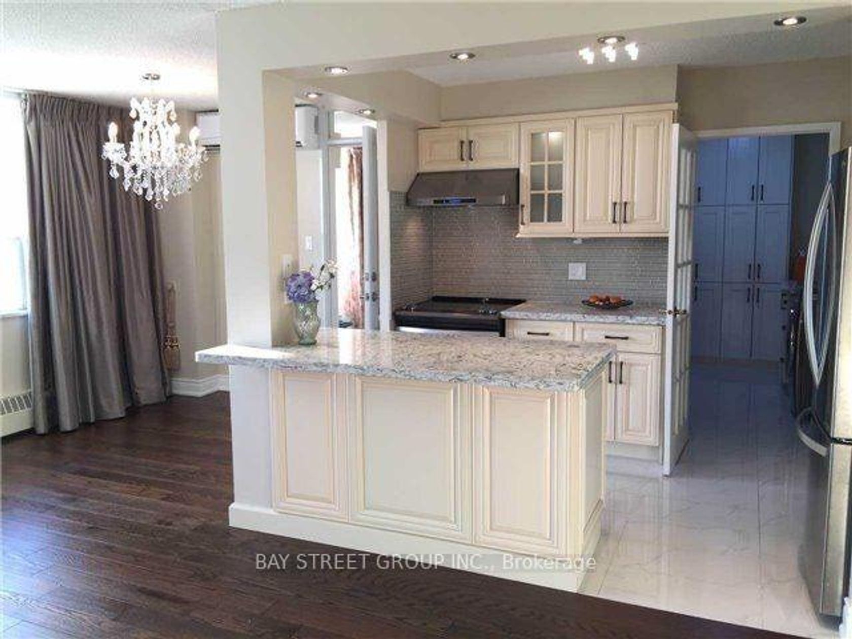 1210 - 5 Parkway Forest Drive, Henry Farm, Toronto photo 8