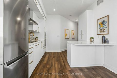 Photo 13 at 1825 - 5 Sheppard Avenue E, Willowdale East, Toronto