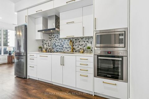 Photo 15 at 1825 - 5 Sheppard Avenue E, Willowdale East, Toronto