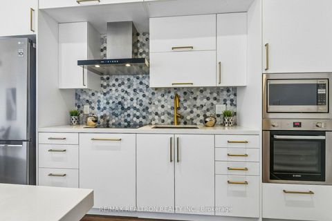 Photo 16 at 1825 - 5 Sheppard Avenue E, Willowdale East, Toronto