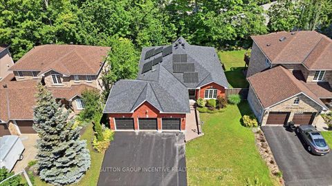 Photo 2 at 200 Cumming Drive, Ardagh, Barrie