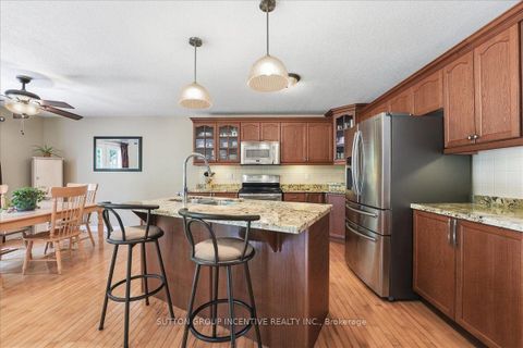 Photo 15 at 200 Cumming Drive, Ardagh, Barrie