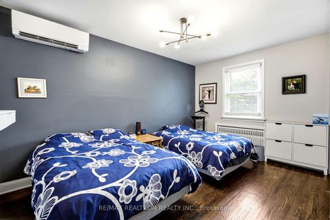 Photo 6 at 149 Fairholme Avenue, Lawrence, Toronto