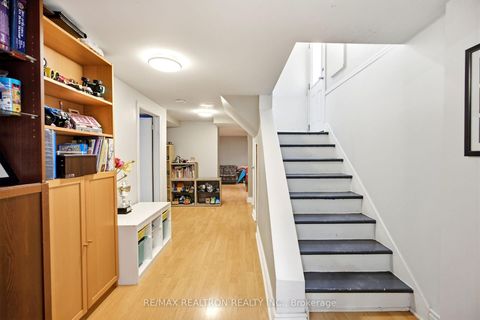 Photo 10 at 149 Fairholme Avenue, Lawrence, Toronto
