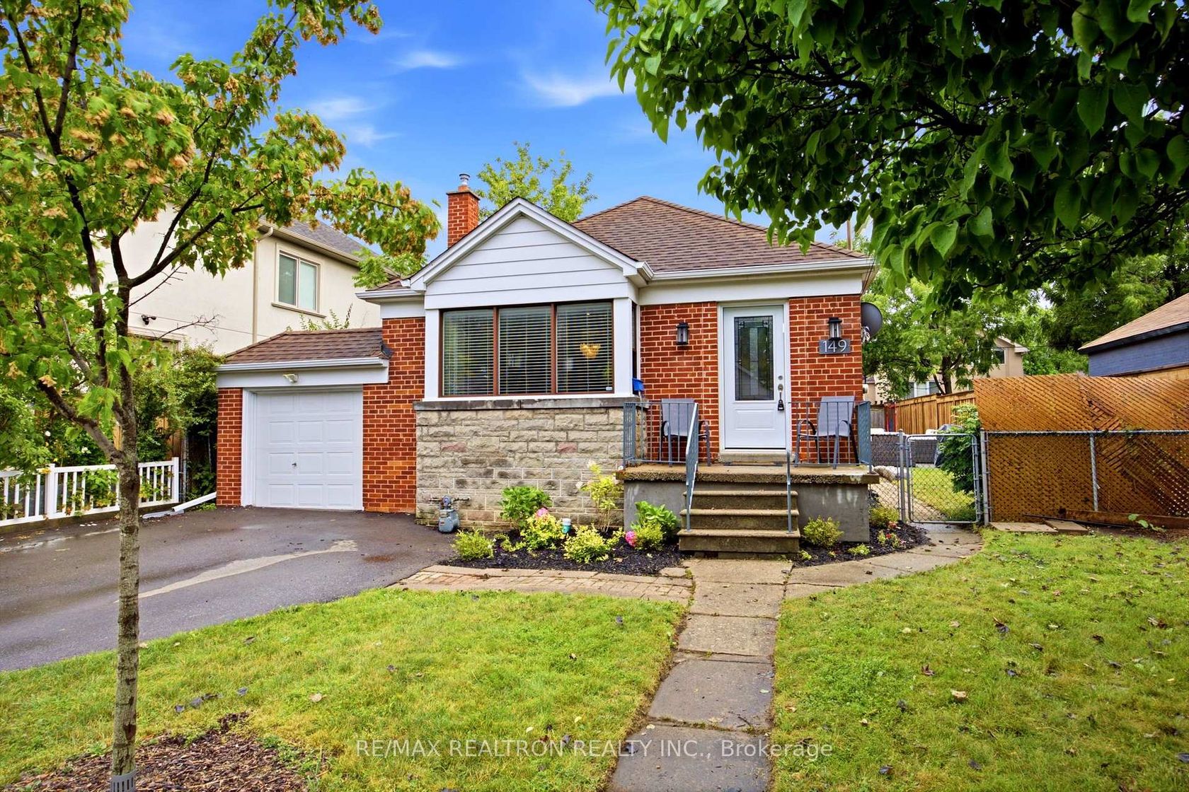 149 Fairholme Avenue, Lawrence, Toronto 