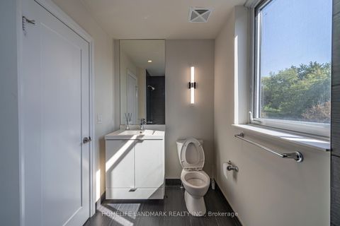 Photo 10 at TH12 - 18 Graydon Hall Drive, Donalda, Toronto
