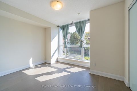 Photo 11 at TH12 - 18 Graydon Hall Drive, Donalda, Toronto