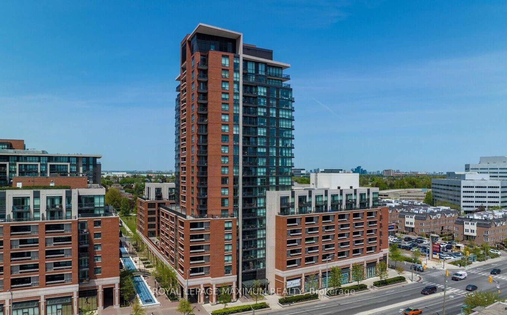 814 - 800 Lawrence Avenue W, Glen Park, Toronto photo number 2