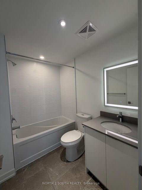 Photo 5 at 63 - 10 Calamint Lane, L'Amoreaux, Toronto