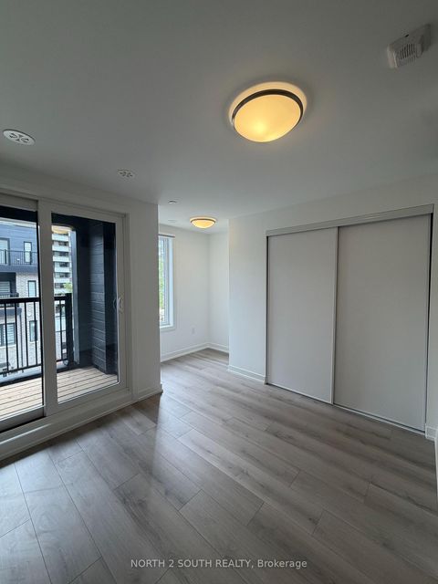 Photo 11 at 63 - 10 Calamint Lane, L'Amoreaux, Toronto