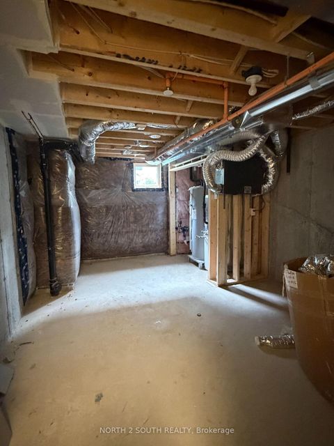 Photo 15 at 63 - 10 Calamint Lane, L'Amoreaux, Toronto