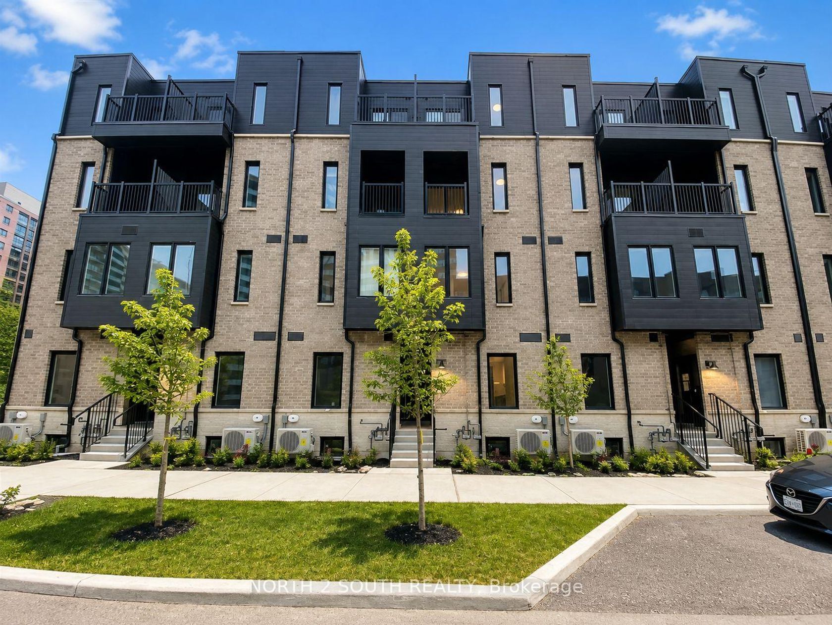 63 - 10 Calamint Lane, L'Amoreaux, Toronto 