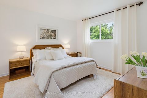 Photo 15 at 41 Strathavon Drive, Jamestown, Toronto