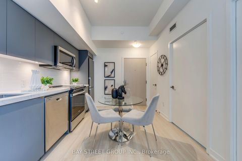 Photo 4 at 533 - 500 Wilson Avenue, Clanton Park, Toronto