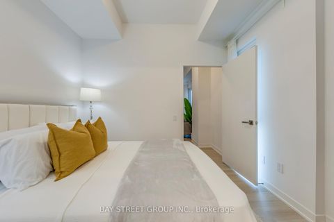 Photo 15 at 533 - 500 Wilson Avenue, Clanton Park, Toronto