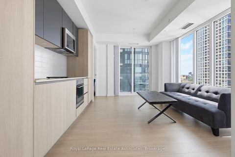 Photo 6 at 2403 - 8 Widmer Street, Waterfront Communities C1, Toronto
