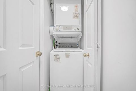 Photo 13 at 807 - 7 Lorraine Drive, Willowdale West, Toronto
