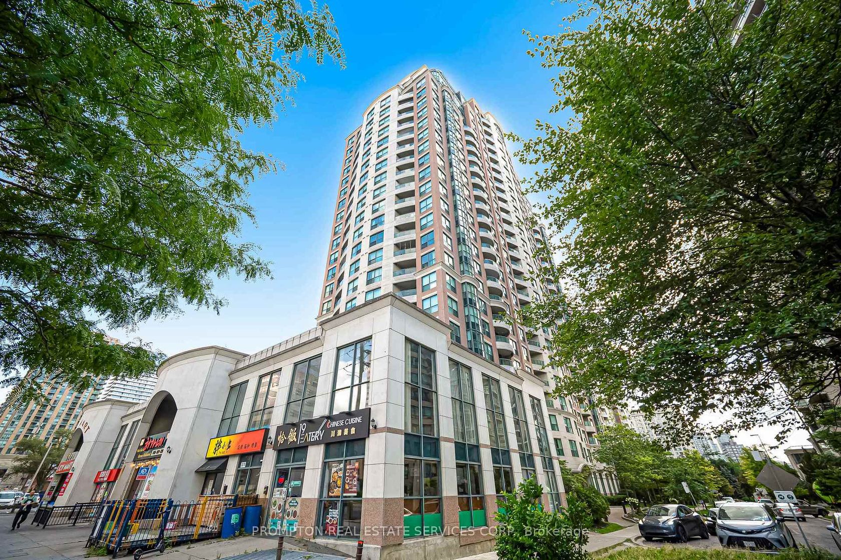 807 - 7 Lorraine Drive, Willowdale West, Toronto photo 8