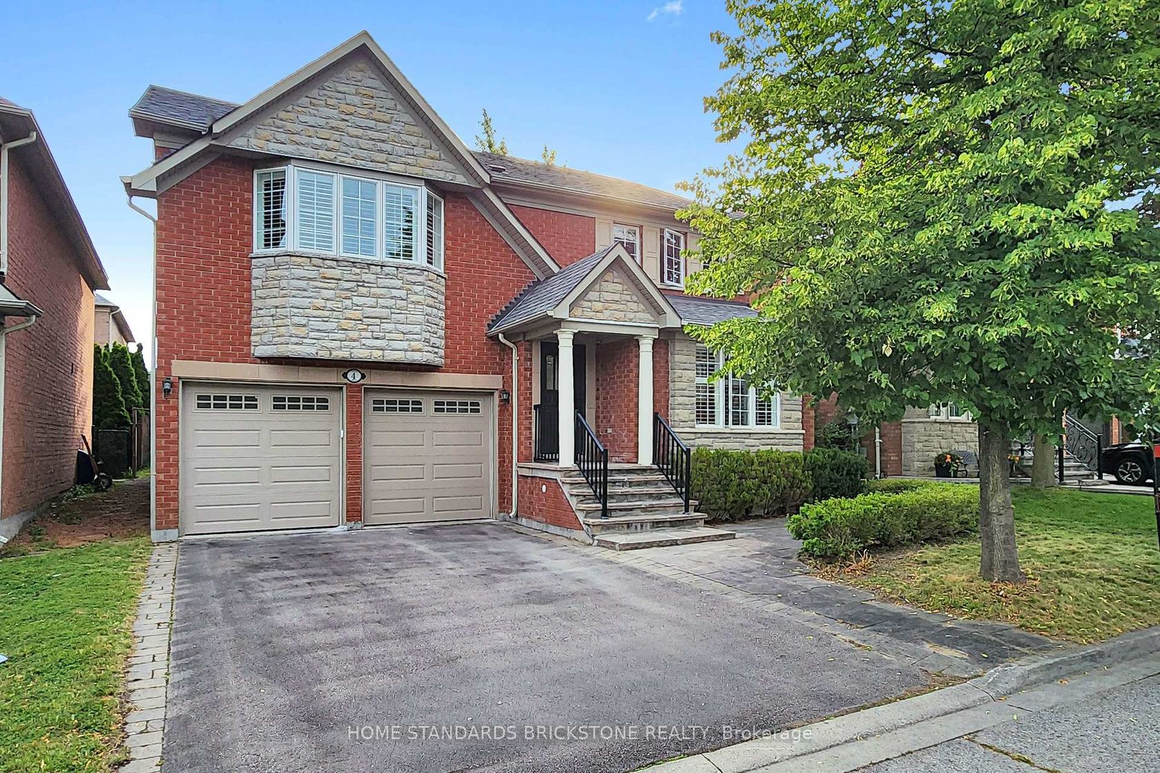 4 APOLLO Drive, Jefferson, Richmond Hill photo number 2
