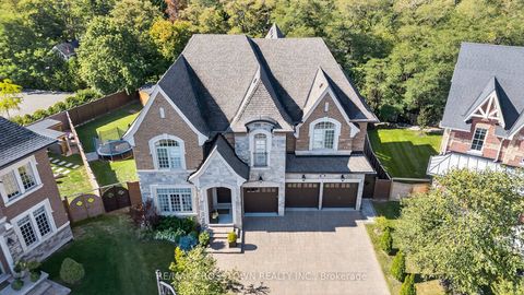 Photo 49 at 10 Annsleywood Court, Kleinburg, Vaughan