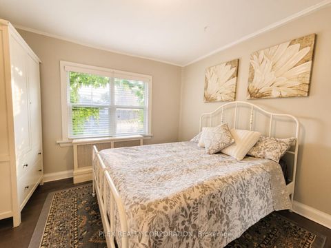 Photo 4 at 357 Victoria Park Avenue, Cliffside, Toronto