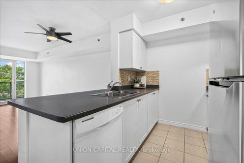 Photo 9 at 602 - 35 Saranac Boulevard, Lawrence, Toronto