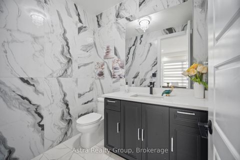 Photo 14 at 143 Ballantyne Boulevard, Vellore Village, Vaughan