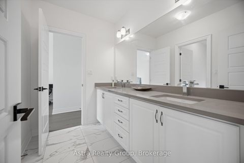 Photo 30 at 143 Ballantyne Boulevard, Vellore Village, Vaughan